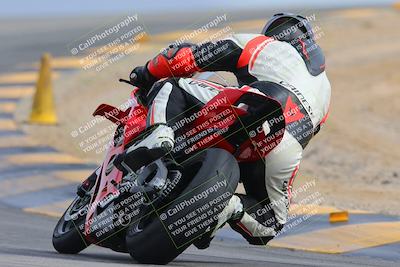 media/Jan-31-2025-2WTD (Fri) [[9ef8270bad]]/2-A Group/Session 5 (Turn 12 Backside)/